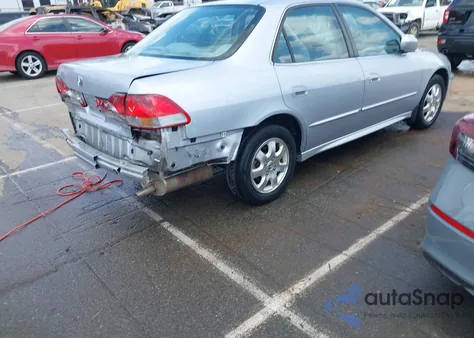 2001 Honda Accord 2.3 Ex from USA, damaged, VIN 1HGCG56681A141770